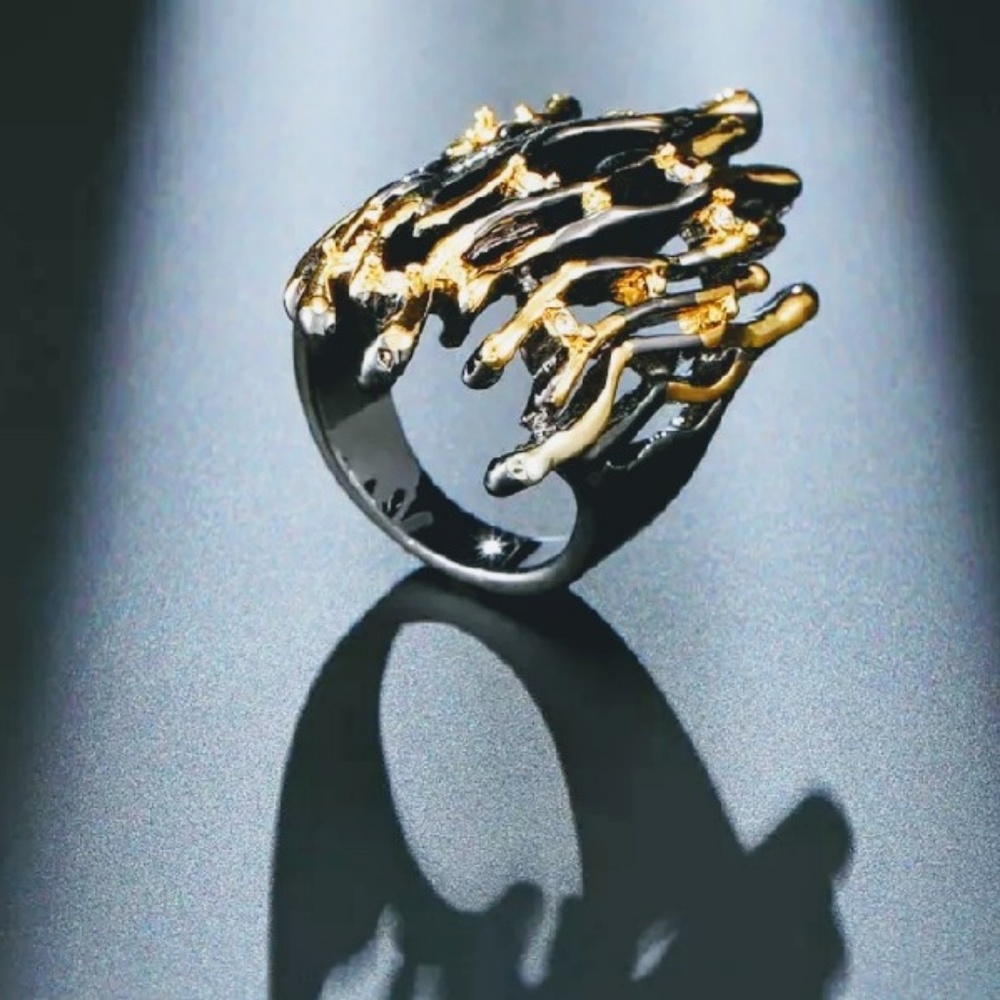 Oversized custom jewelry ring